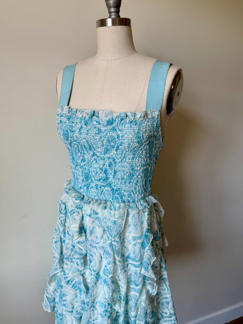 Alice + Olivia Blue Floral Ruffle Dress | Eyelet Detail Mini | 4 | Cottagecore - Picture 5 of 6